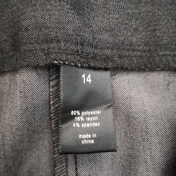 Fashion Bug Ladies Size 14 Black Zipper & 3 Button Closure Flare Leg Dress Pants - Picture 4 of 14